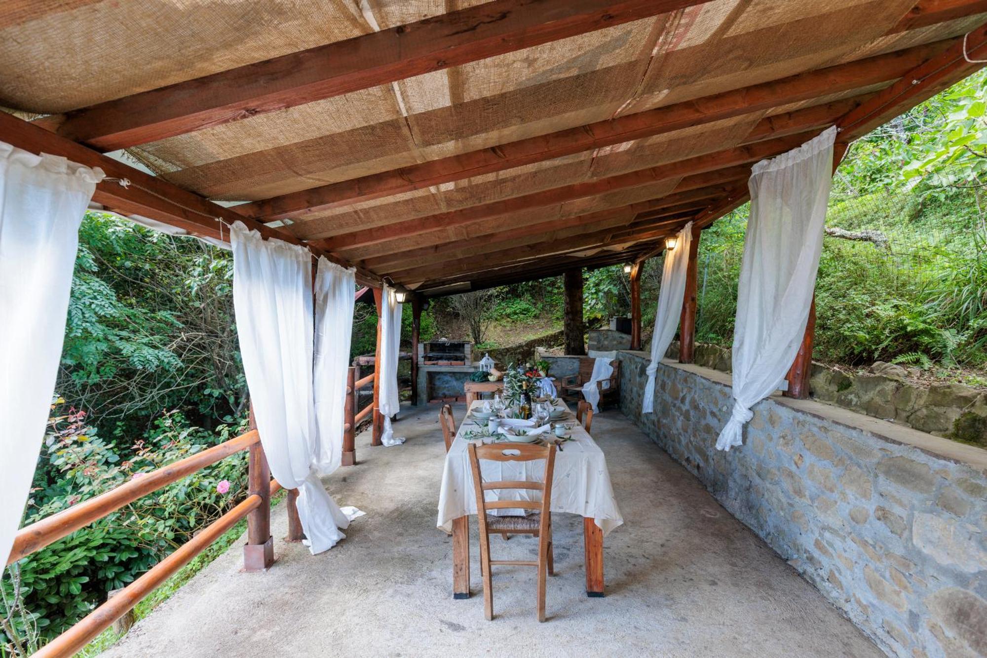 Carpe Diem Colognora Villa Vetriano Buitenkant foto